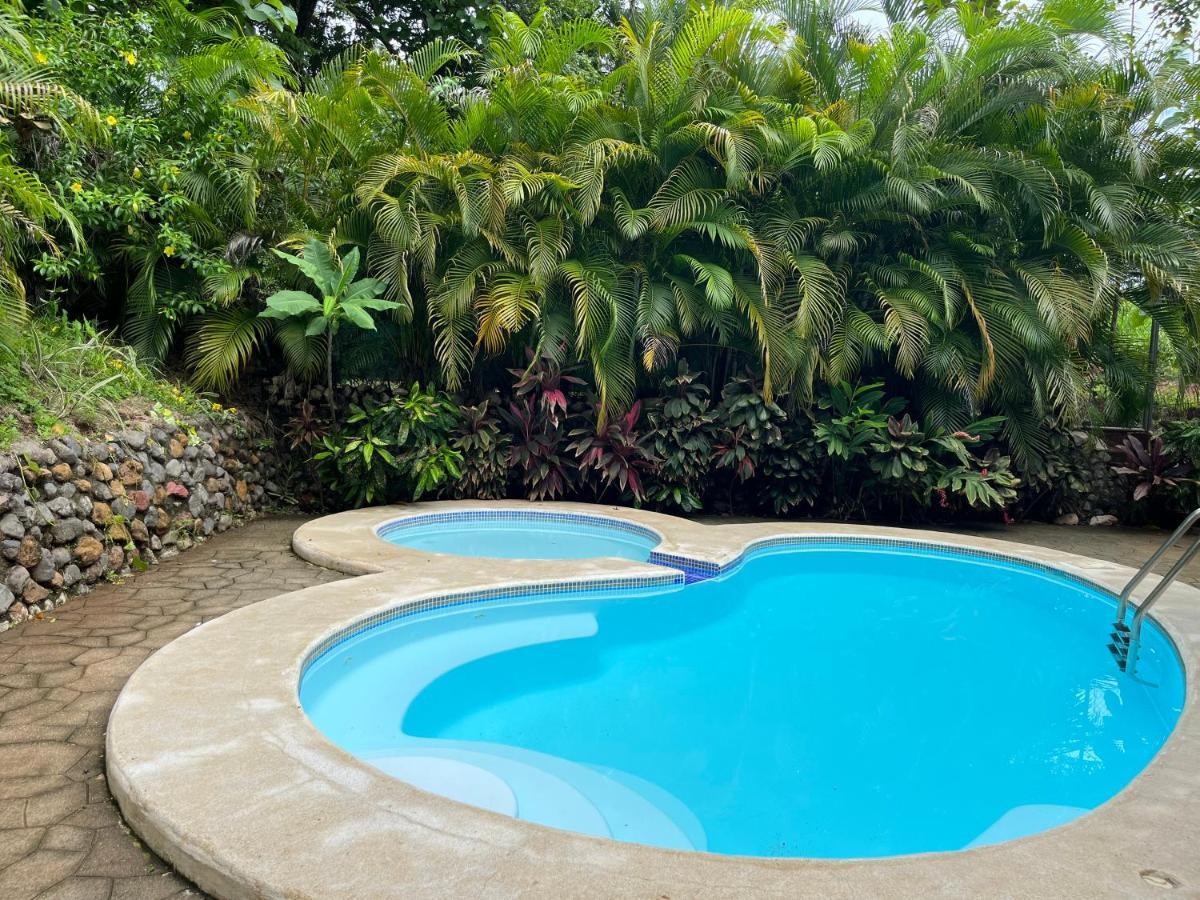 Bed and Breakfast La Jungla Puerto Carrillo Exteriér fotografie