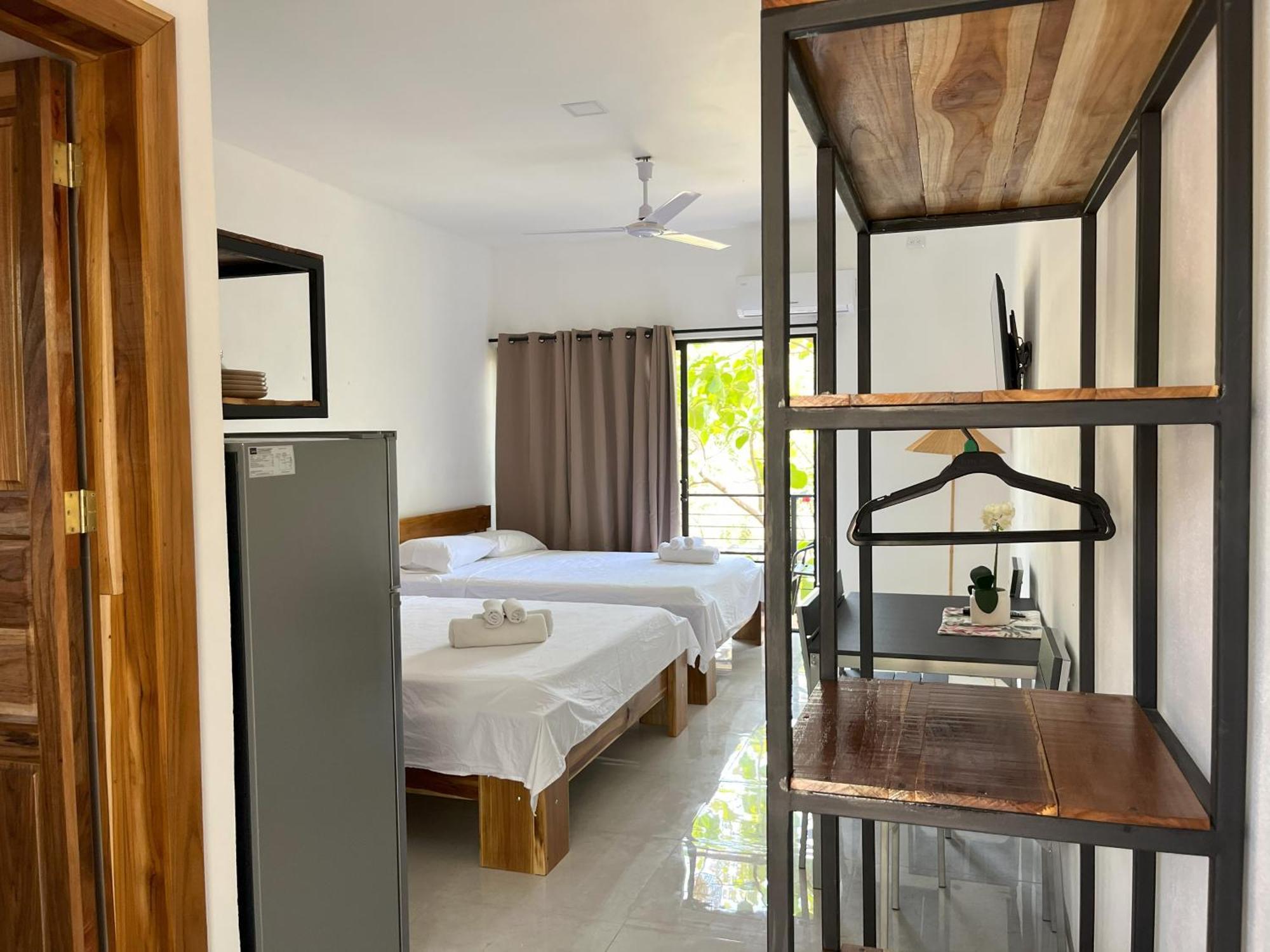 Bed and Breakfast La Jungla Puerto Carrillo Exteriér fotografie